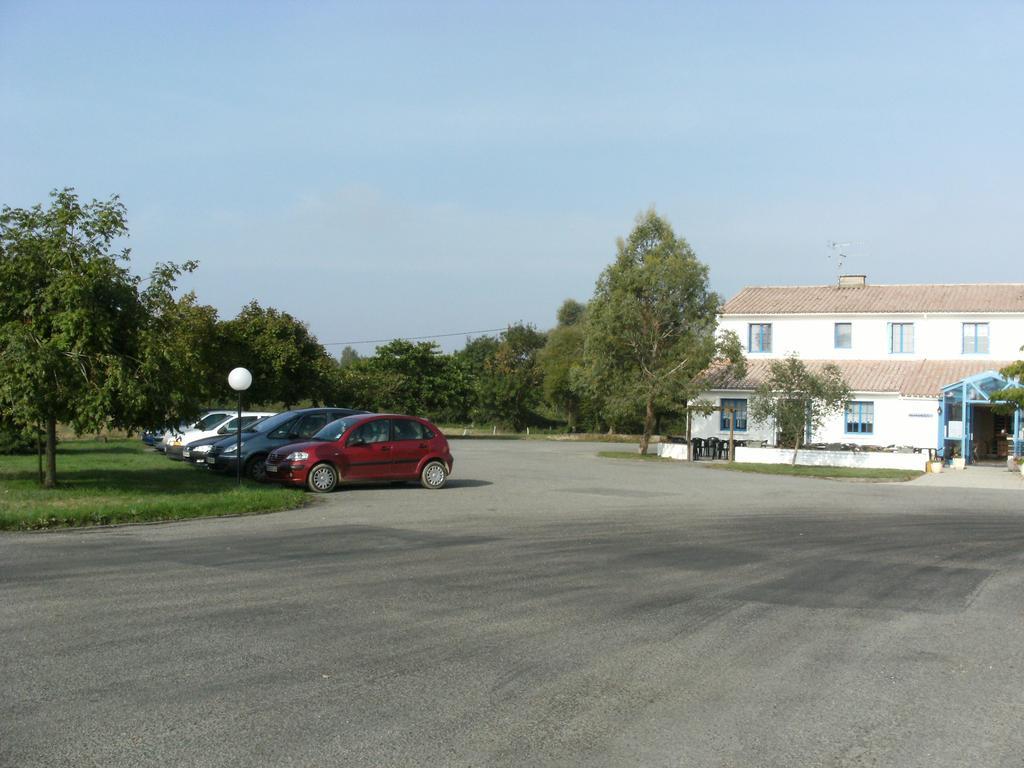 Hotel Particulier Le Mas Des Marais Machecoul Екстериор снимка
